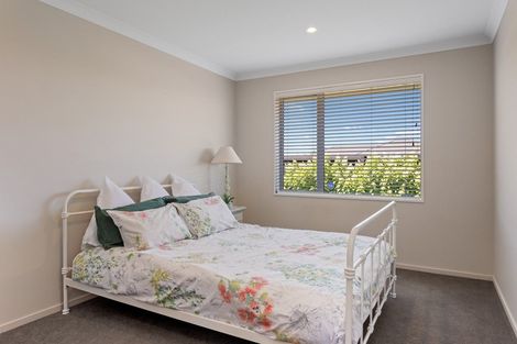 Photo of property in 1 Chestnut Place, Rangiora, 7400