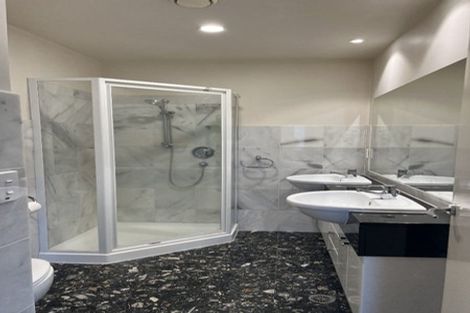 Photo of property in Mon Desir Apartments, 173 Hurstmere Road, Takapuna, Auckland, 0622