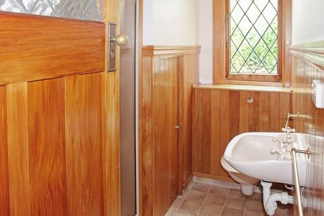 Photo of property in 34 Russell Street, Palmerston North, 4414