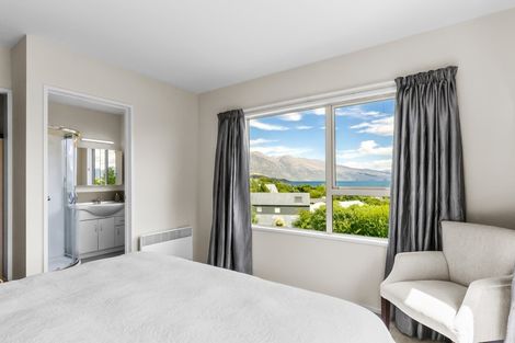 Photo of property in 688 Peninsula Road, Kelvin Heights, Queenstown, 9300