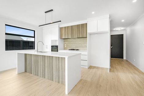 Photo of property in 35 Overton Street, Rototuna North, 3210