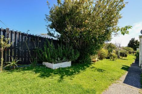 Photo of property in 1/13 Otakau Road, Milford, Auckland, 0620