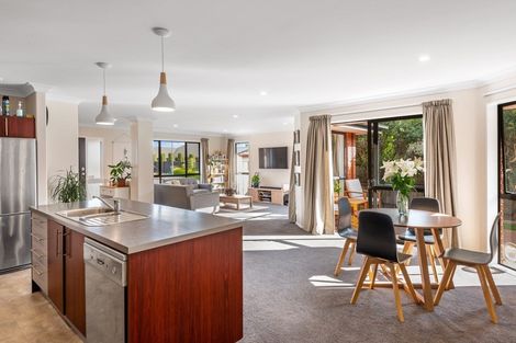 Photo of property in 15 Hideaway Gate, Parklands, Christchurch, 8083