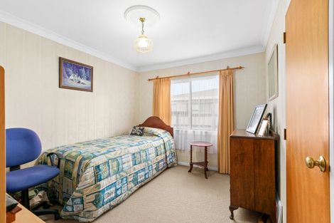 Photo of property in 15a Holyrood Terrace, Waipukurau, 4200