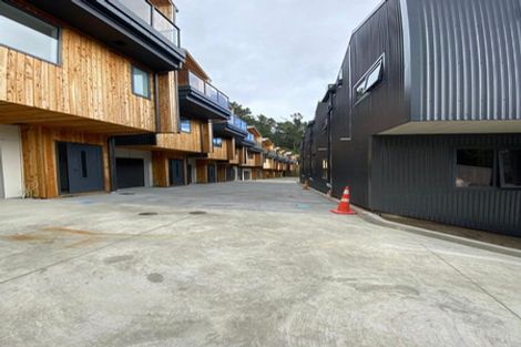 Photo of property in 25/33 Raukawa Street, Stokes Valley, Lower Hutt, 5019