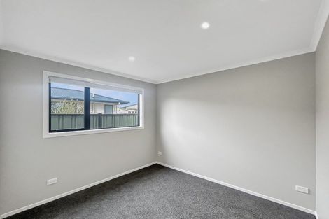 Photo of property in 32 Matamau Street, Palmerston North, 4414
