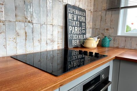 Photo of property in 2 Blacks Road, Greenhithe, Auckland, 0632