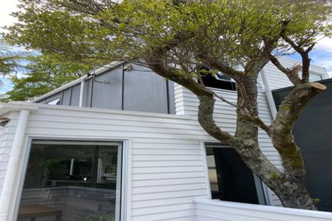 Photo of property in 6 Glentui Grove, Khandallah, Wellington, 6035