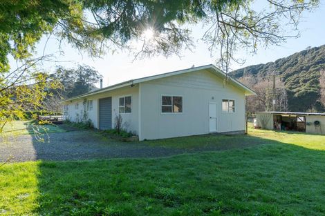 Photo of property in 5421 Masterton Castlepoint Road, Tinui, Masterton, 5889