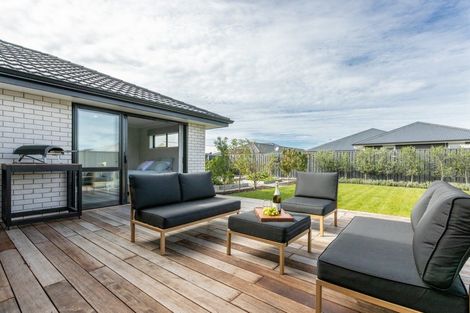 Photo of property in 15 Hikawera Drive, Frimley, Hastings, 4120