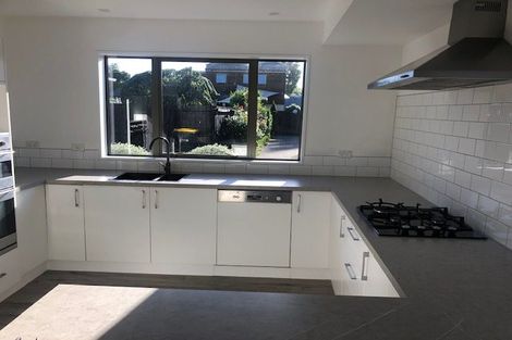 Photo of property in 130 Wairakei Road, Bryndwr, Christchurch, 8053