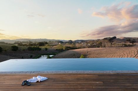 Photo of property in 525 Clevedon Kawakawa Road, Clevedon, 2585