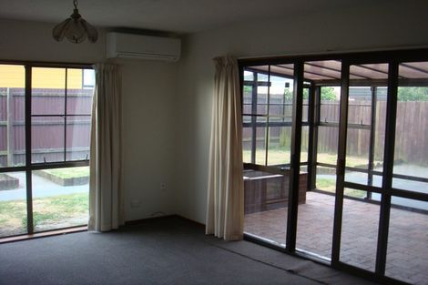 Photo of property in 43a Oakhampton Street, Hornby, Christchurch, 8042