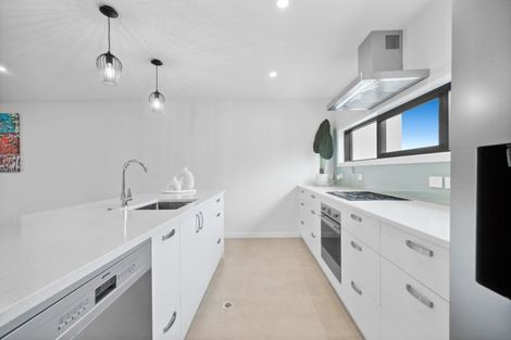 Photo of property in 15 Nanda Way, Khandallah, 6035