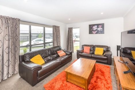Photo of property in 33 William Dawson Crescent, Wigram, Christchurch, 8025