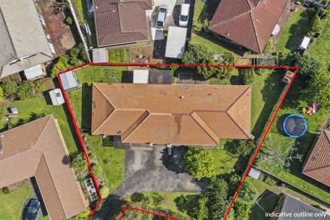 Photo of property in 1/5 Colleen Norma Place, Half Moon Bay, Auckland, 2012