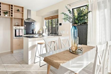 Photo of property in 3 Dunoon Close, Flat Bush, Auckland, 2016