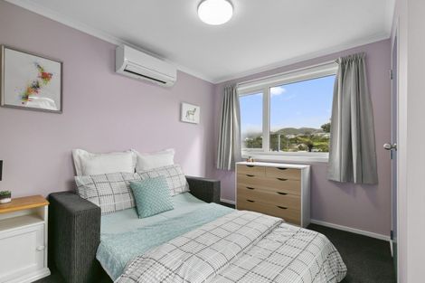 Photo of property in 16a Lenox Grove, Johnsonville, Wellington, 6037