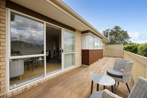 Photo of property in 2 Jubaea Place, Henderson, Auckland, 0610