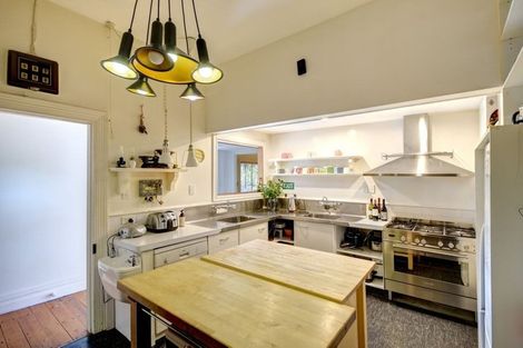 Photo of property in 3 Peel Street, Mornington, Dunedin, 9011