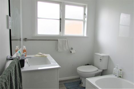 Photo of property in 70 Judd Crescent, Naenae, Lower Hutt, 5011