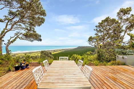 Photo of property in 107 Oaia Road, Muriwai, Waimauku, 0881