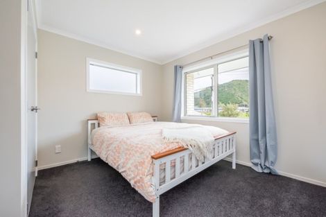 Photo of property in 69 Farmer Crescent, Taita, Lower Hutt, 5011