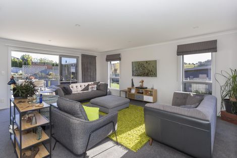 Photo of property in 32 Blue Stone Drive, Waiareka Junction, Oamaru, 9401