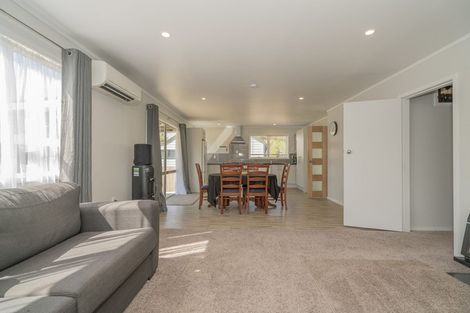 Photo of property in 11 White Street, Whitianga, 3510