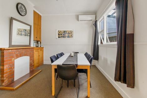 Photo of property in 16 Memorial Avenue, Parkside, Timaru, 7910