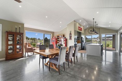 Photo of property in 13 Capstone Place, Te Kamo, Kamo, 0185