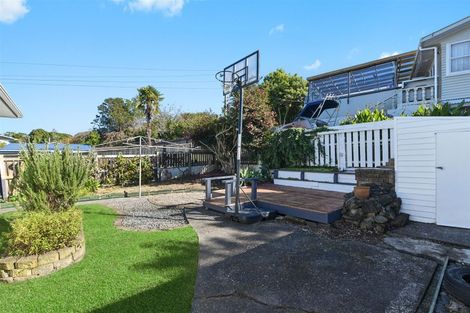 Photo of property in 16 Manapouri Place, Glenview, Hamilton, 3206