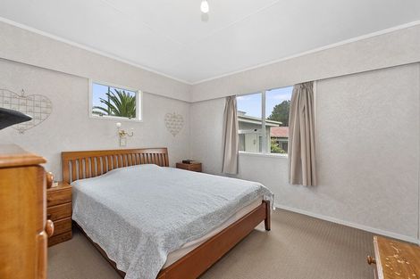 Photo of property in 72 Kahikatea Drive, Melville, Hamilton, 3206