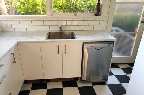 Photo of property in 1/240 Hurstmere Road, Takapuna, Auckland, 0622