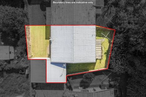 Photo of property in 3/11a Bayside Avenue, Te Atatu Peninsula, Auckland, 0610