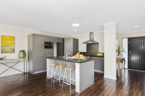 Photo of property in 15 Redhaven Place, Bethlehem, Tauranga, 3110