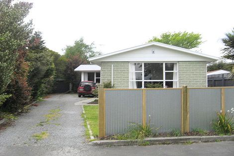 Photo of property in 8 Valerie Place, Redwood, Christchurch, 8051