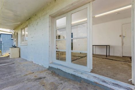 Photo of property in 9 Mcclintock Road, Massey, Auckland, 0614