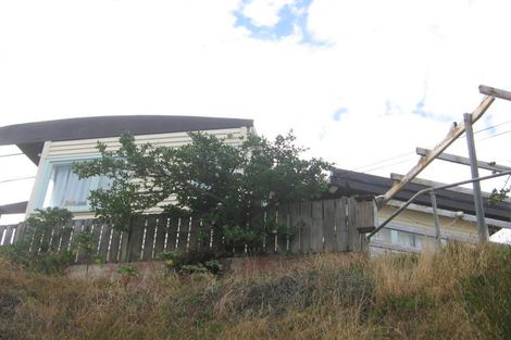 Photo of property in 8 Happy Valley Road, Owhiro Bay, Wellington, 6023