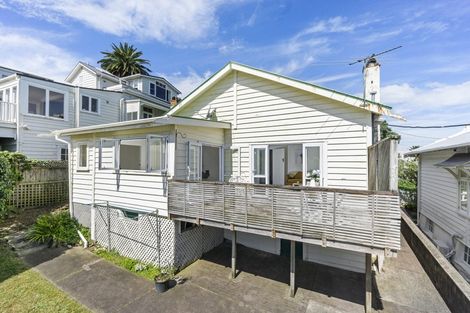 Photo of property in 9 Huia Street, Devonport, Auckland, 0624