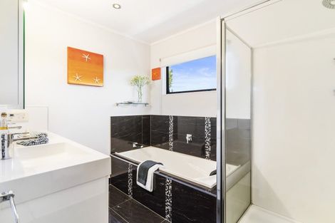 Photo of property in 41 John Gill Road, Shelly Park, Auckland, 2014