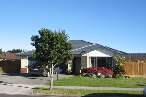 Photo of property in 6 Croftview Road, Wattle Downs, Auckland, 2103