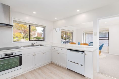 Photo of property in 42 Parkstone Avenue, Ilam, Christchurch, 8041