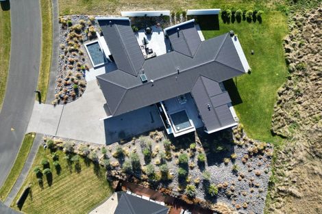Photo of property in 16 The Fairways, Kinloch, Taupo, 3377