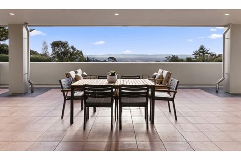 Photo of property in 30 Takahe Drive, Cashmere, Christchurch, 8022