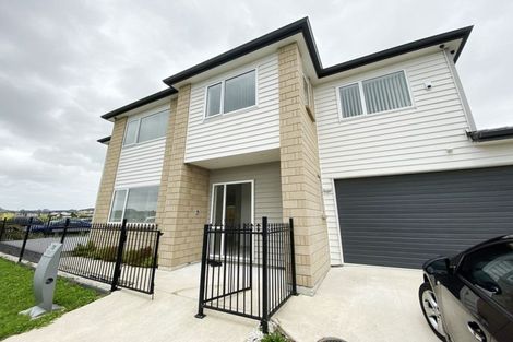 Photo of property in 75 Rosewell Crescent, Flat Bush, Auckland, 2019