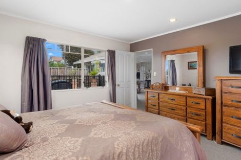 Photo of property in 14 Cloverlea Walk, Welcome Bay, Tauranga, 3112