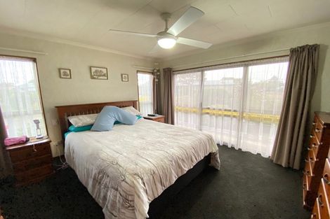 Photo of property in 16 Mathew Street, Dannevirke, 4930