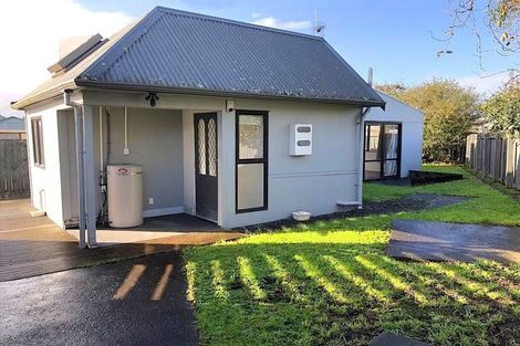 Photo of property in 13 Lincoln Road, Manurewa East, Auckland, 2102