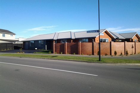 Photo of property in 49a Mcmahon Drive, Aidanfield, Christchurch, 8025